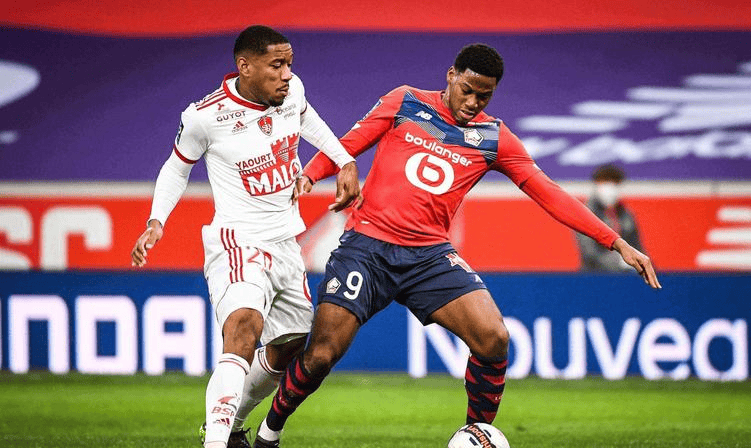 员和教练 员和教练